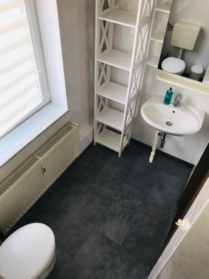 "Casa20200" 2 X Apartments Je 150Qm Fuer Business, Familien, Gruppen, Handwerker 15Min Von Berlin, Erdbeerhof, Outlet B5, 5Min Vom See Falkensee !! 2 Apartment Each 150Qm For Business , Families 15Min From Berlin!! ภายนอก รูปภาพ