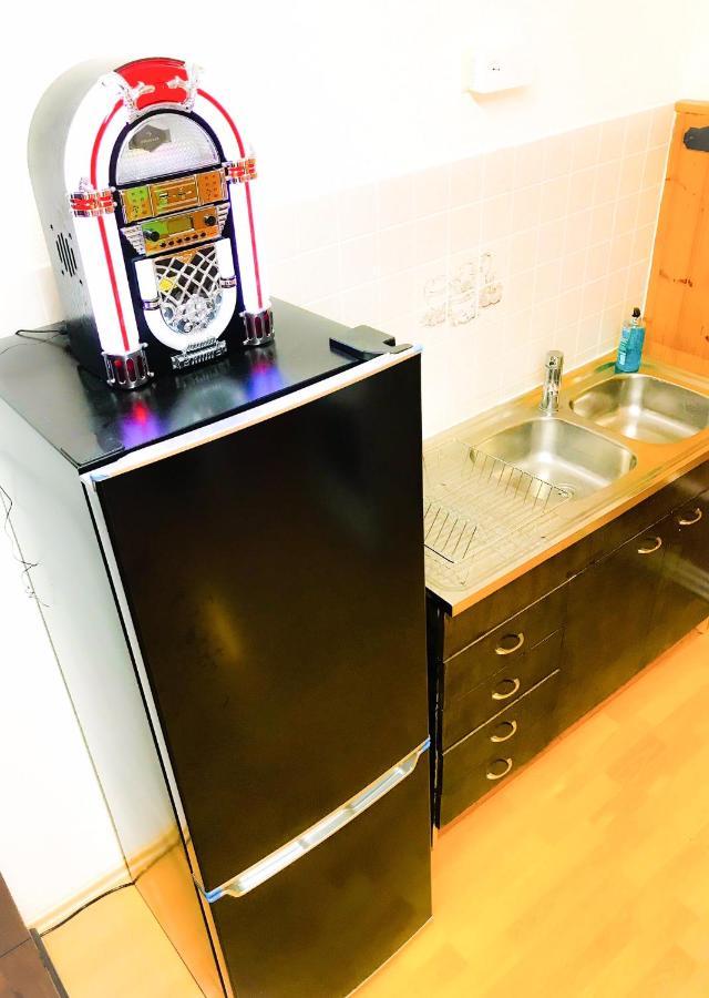 "Casa20200" 2 X Apartments Je 150Qm Fuer Business, Familien, Gruppen, Handwerker 15Min Von Berlin, Erdbeerhof, Outlet B5, 5Min Vom See Falkensee !! 2 Apartment Each 150Qm For Business , Families 15Min From Berlin!! ภายนอก รูปภาพ