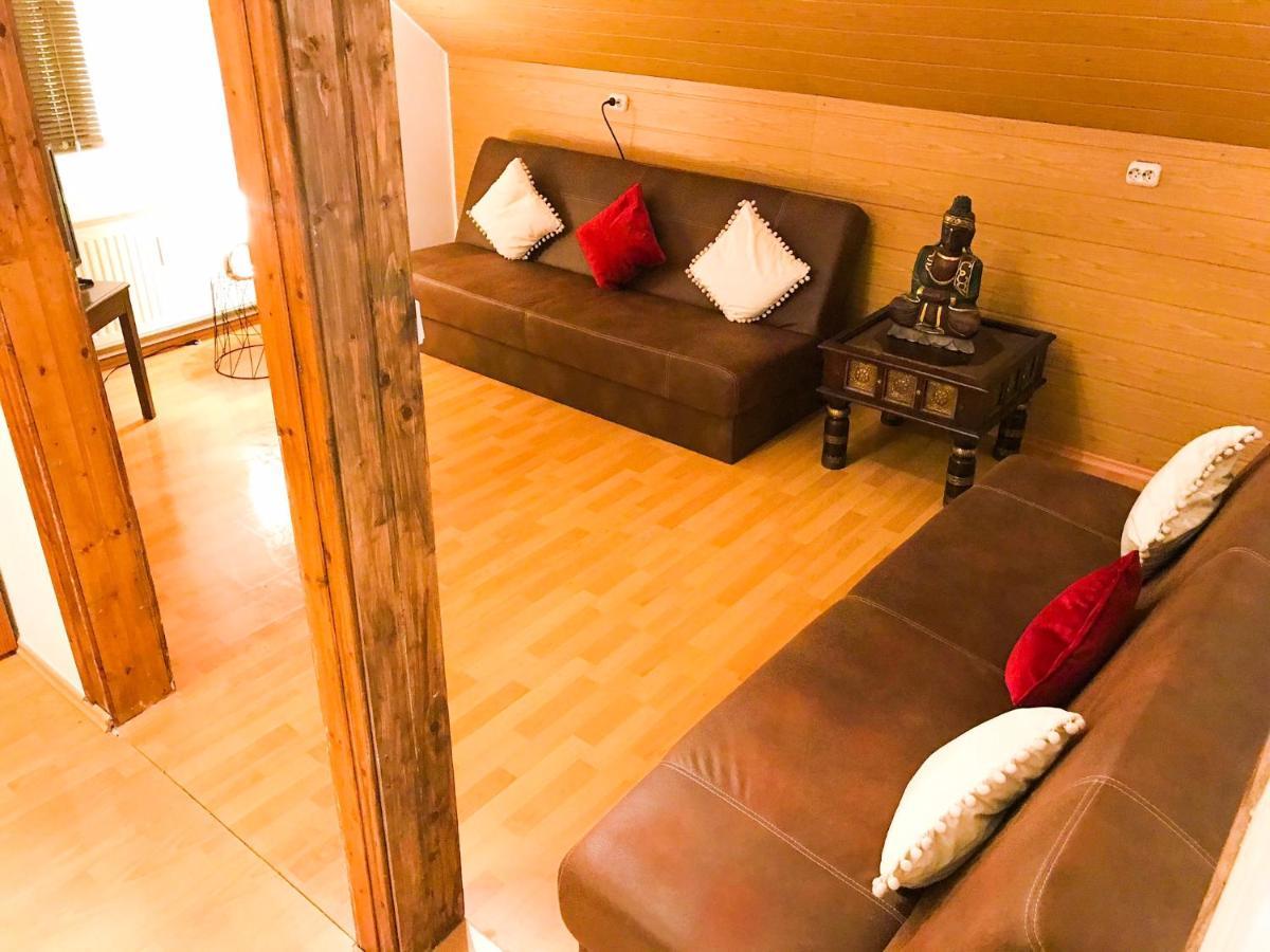 "Casa20200" 2 X Apartments Je 150Qm Fuer Business, Familien, Gruppen, Handwerker 15Min Von Berlin, Erdbeerhof, Outlet B5, 5Min Vom See Falkensee !! 2 Apartment Each 150Qm For Business , Families 15Min From Berlin!! ภายนอก รูปภาพ
