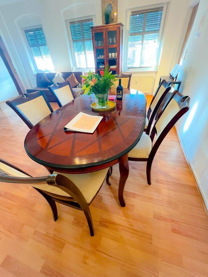 "Casa20200" 2 X Apartments Je 150Qm Fuer Business, Familien, Gruppen, Handwerker 15Min Von Berlin, Erdbeerhof, Outlet B5, 5Min Vom See Falkensee !! 2 Apartment Each 150Qm For Business , Families 15Min From Berlin!! ภายนอก รูปภาพ